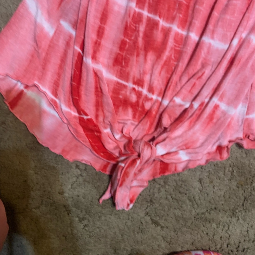 Top - Picture 3 of 4